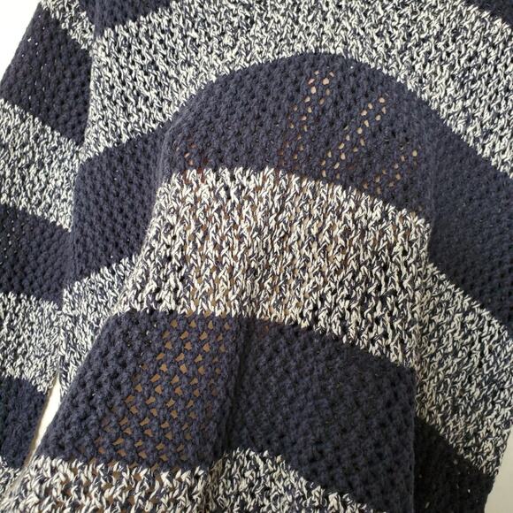 Tommy Hilfiger | Linen Blend Crochet Knit Horizontal Striped V-Neck Sweater - Picture 5 of 6